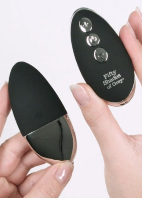 Fifty Shades of Grey Relentless Vibrations Knicker Vibrator Uzaktan Kumandalı Külot İçi Giyilebilir Vibratör
