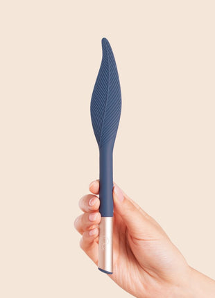 Deia The Feather Vibrating Tickler Titreşimli Tüy Vibratör