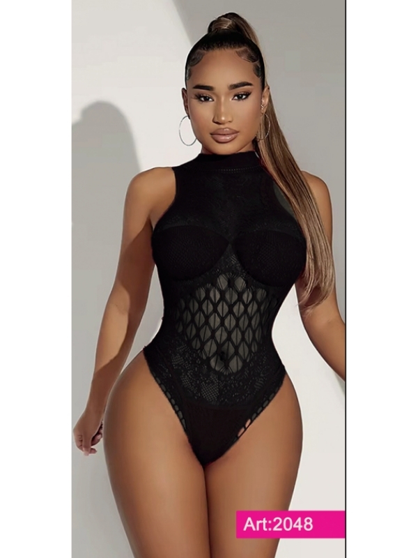 Dik Yakalı Kolsuz Baklava Örgü Body – Siyah
